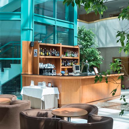Exe Gran Hotel Almenar Лас Розас де Мадрид Экстерьер фото
