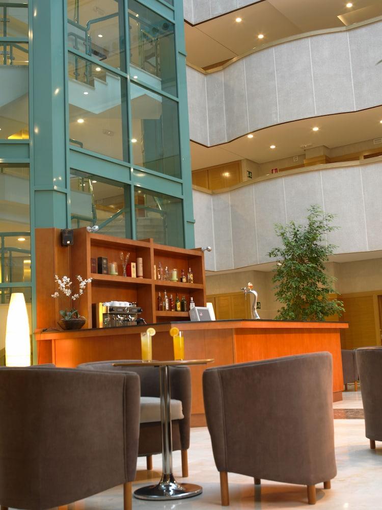 Exe Gran Hotel Almenar Лас Розас де Мадрид Экстерьер фото