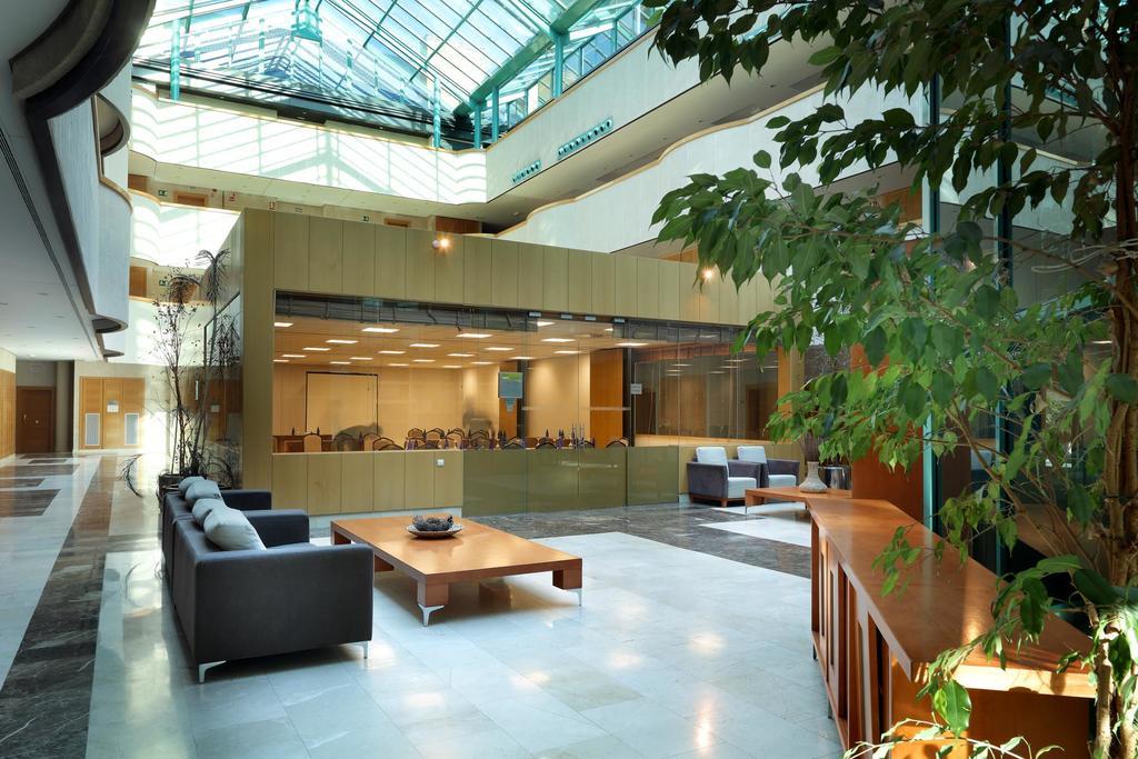 Exe Gran Hotel Almenar Лас Розас де Мадрид Экстерьер фото